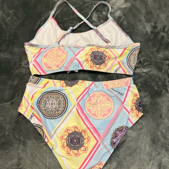 Women swim suit - Picture 3 of 3